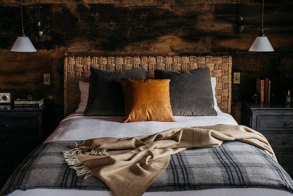 Herringbone w/ Cashmere Throws