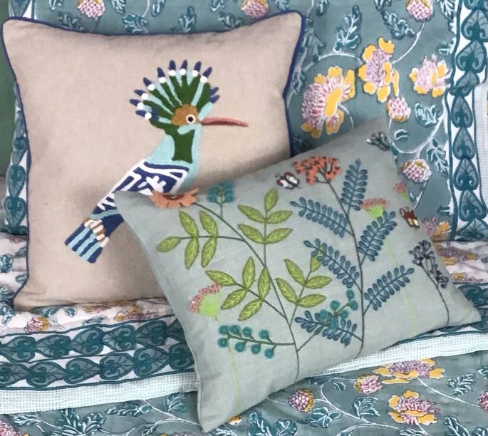 Pillow Applique/Embo 12x16" Country Garden Aqua Blue