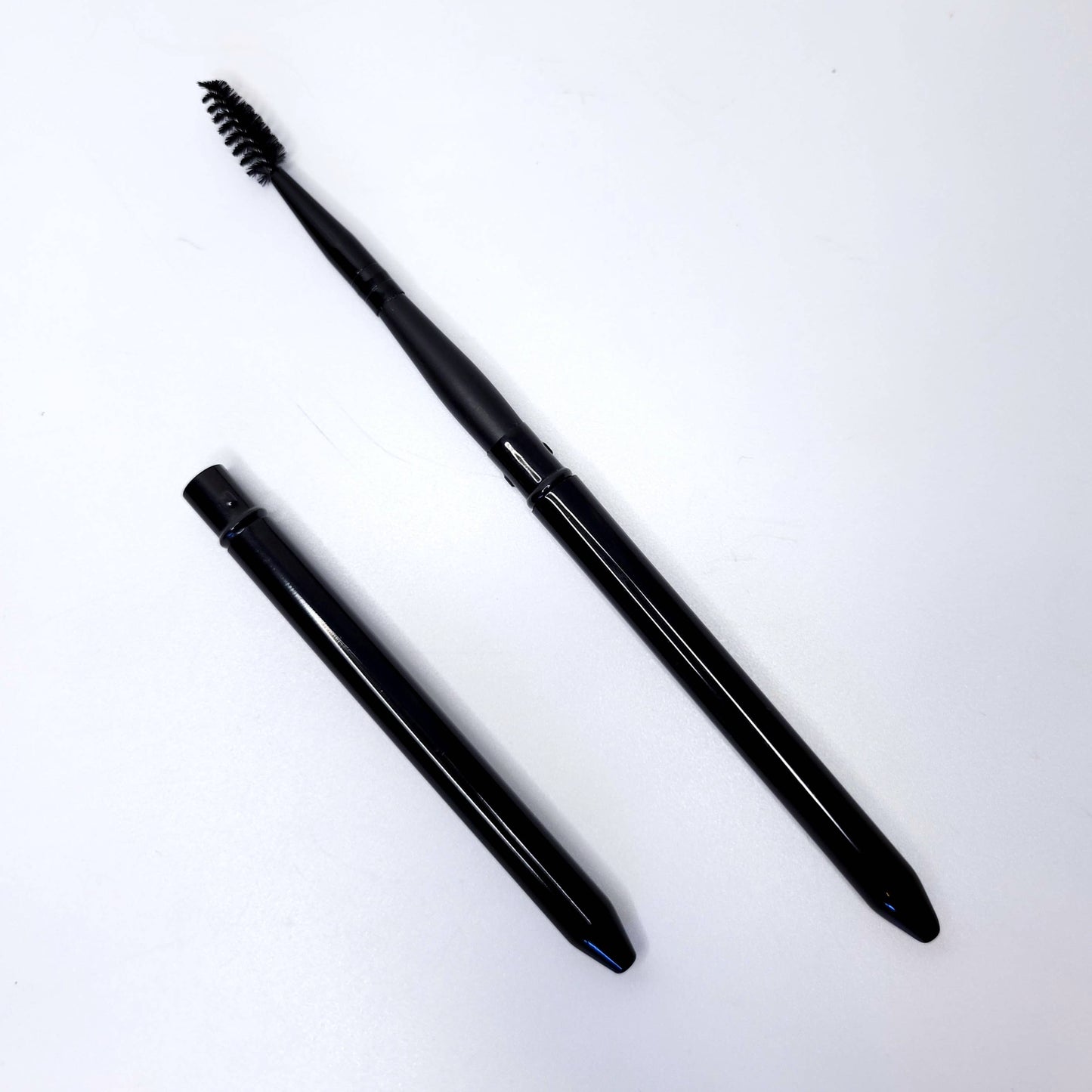 BROW BUD - Pigmented Pomade